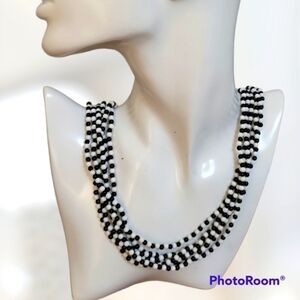 Vtg GLORIUS 1980s Lucite Monochrome Twisted Torsade Beaded Necklace